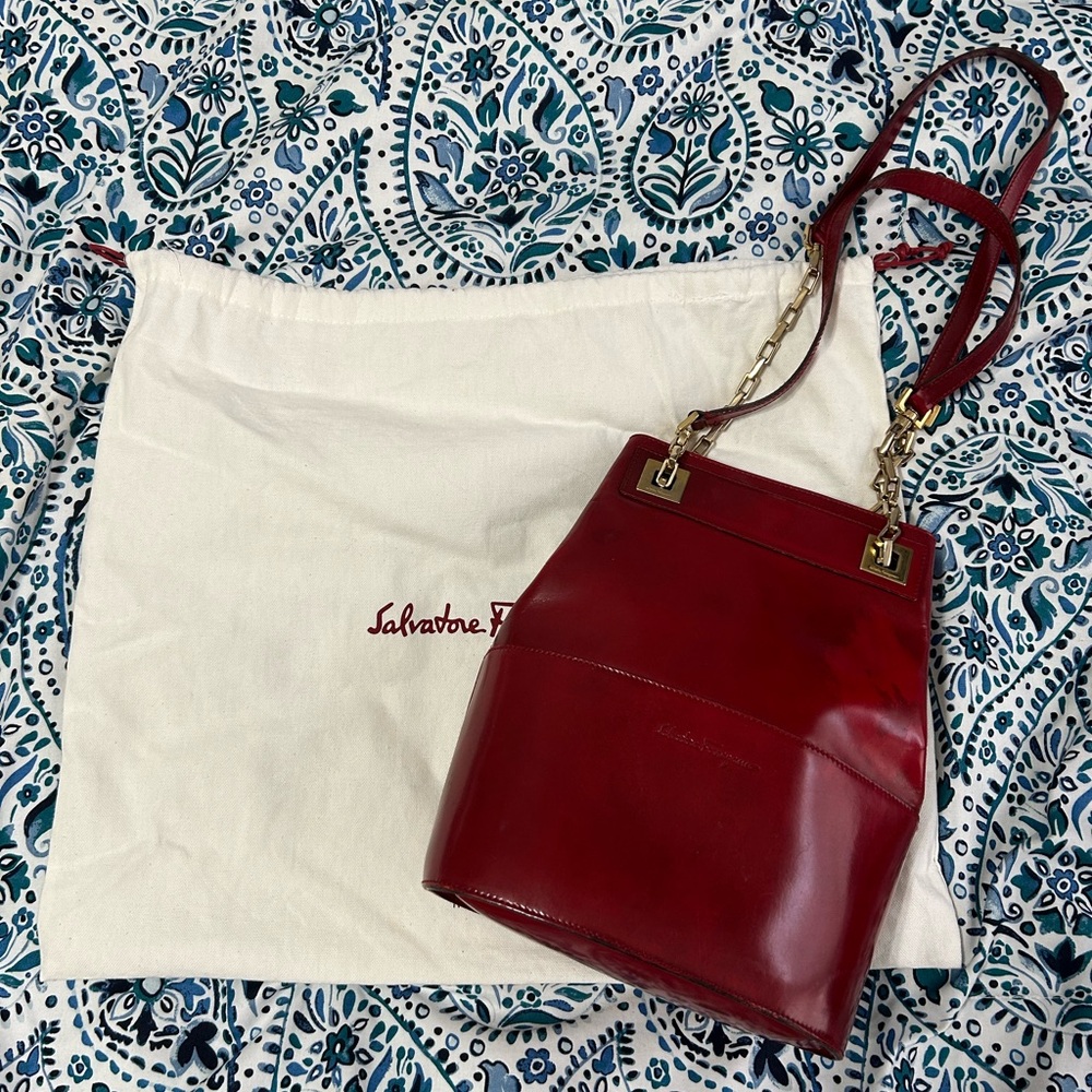 Salvatore Ferragamo patent leather Red Shoulder Bag bucket